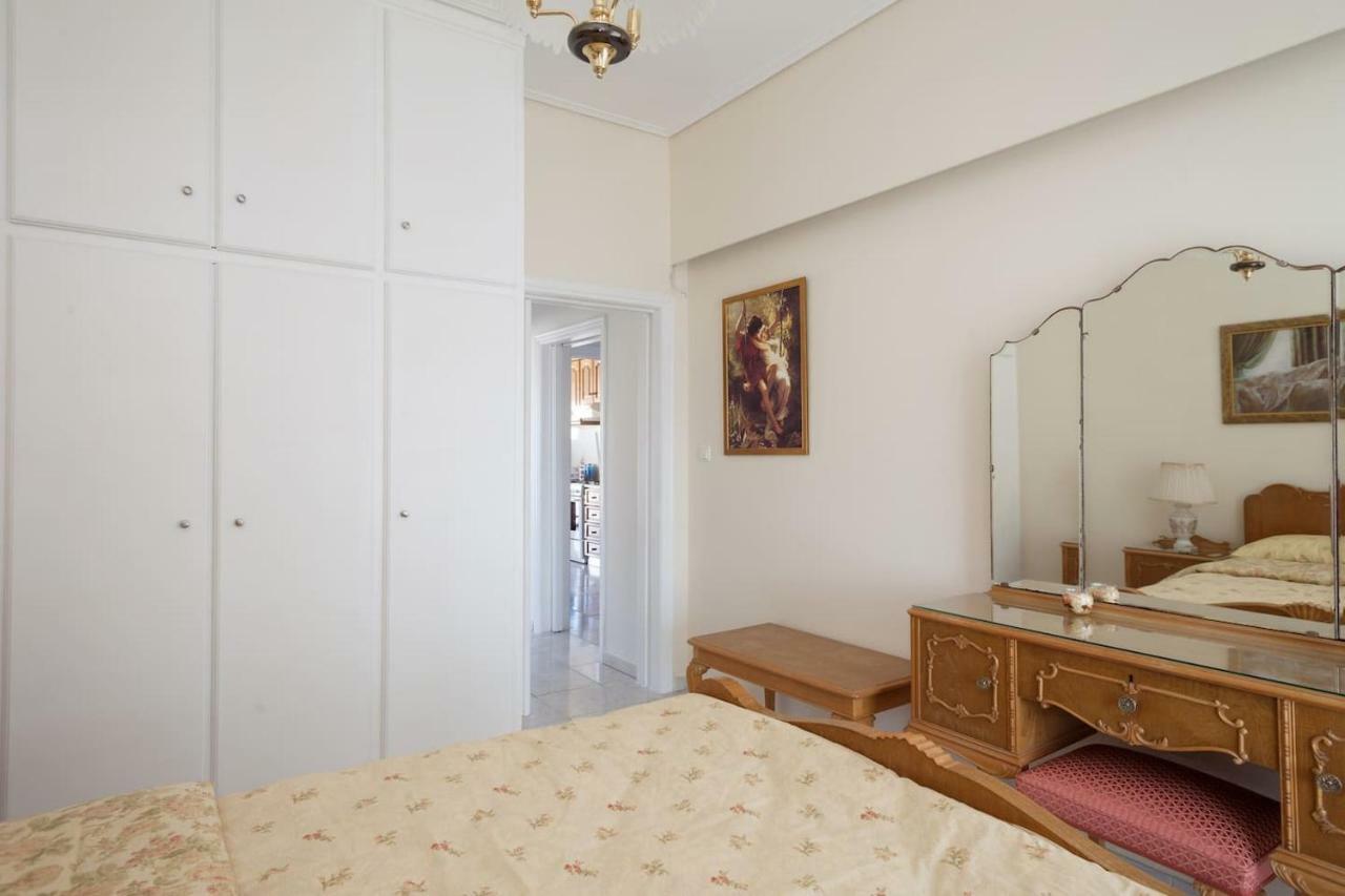 Elegant Athenian Apartment Екстериор снимка